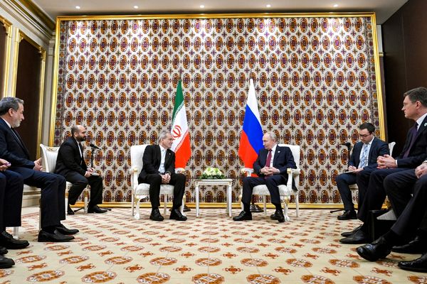 Iran, Russia meet at rare Turkmenistan peace forum